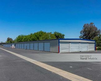 Photo 2 of A-American Self Storage - 448 East Paradise Avenue, Visalia, CA