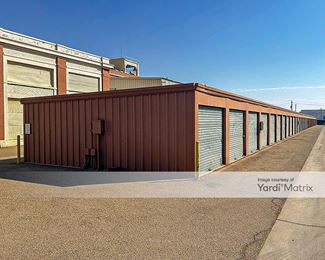 Photo 5 of CubeSmart Self Storage - 1844 Cherry Avenue, Fresno, CA