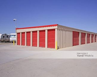 Photo 2 of SecurCare Self Storage - 711 Weedpatch Hwy, Bakersfield, CA