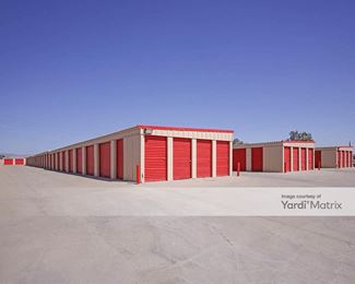 Photo 4 of SecurCare Self Storage - 711 Weedpatch Hwy, Bakersfield, CA
