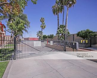 Photo 6 of SecurCare Self Storage - 711 Weedpatch Hwy, Bakersfield, CA