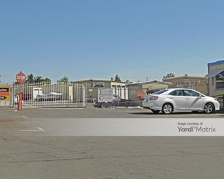Photo 2 of Town-Country Mini Storage - 6582 North Winton Way, Winton, CA