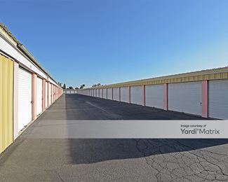 Photo 5 of Success Storage - 225 West Springville Drive, Porterville, CA