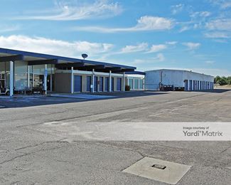 Photo 2 of StorMax - 14750 West Whitesbridge Road, Kerman, CA