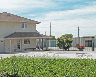 Photo 3 of Central Storage - 375 North Cluff Avenue, Lodi, CA