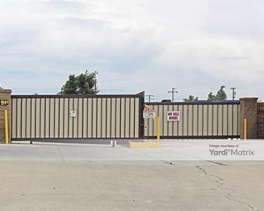 Storage Units for Rent available at 491 Herndon Avenue, Clovis, CA 93612