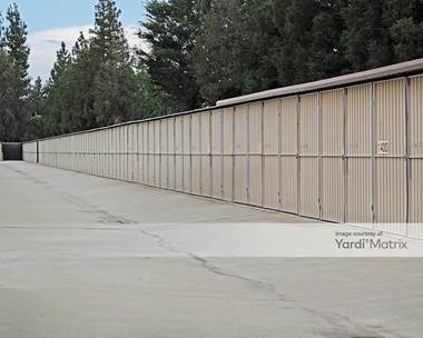 Storage Units for Rent available at 382 East Alluvial Avenue, Fresno, CA 93720