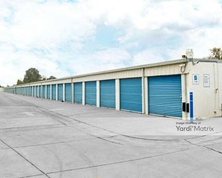 Photo 4 of Public Storage - 3 West 23rd Street, Merced, CA