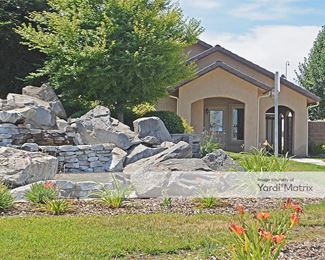 Photo 1 of Derrel-s Mini Storage - 5645 West Shaw Avenue, Fresno, CA