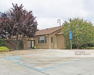 Photo 1 of Derrel-s Mini Storage - 750 North Fowler Avenue, Clovis, CA