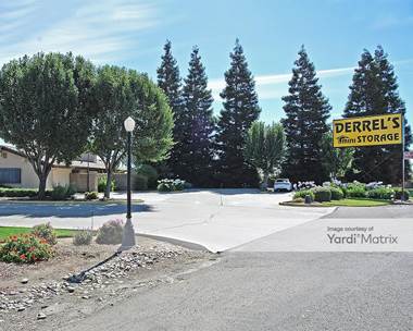 Storage Units for Rent available at 2425 North Santa Fe Avenue, Merced, CA 95348