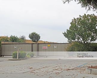 Photo 3 of Derrel-s Mini Storage - 4546 East Ashlan Avenue, Fresno, CA