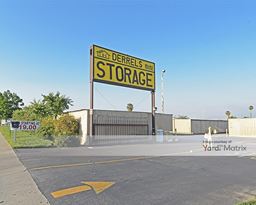 Image for Derrel's Mini Storage - 101 Mount Vernon Avenue, Bakersfield, CA