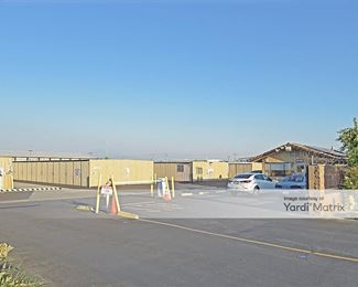 Photo 3 of Derrel-s Mini Storage - 101 Mount Vernon Avenue, Bakersfield, CA