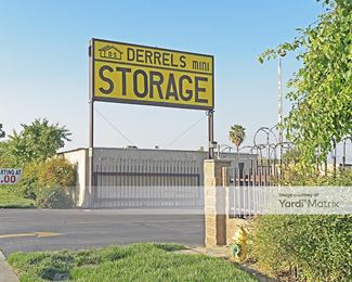 Photo 4 of Derrel-s Mini Storage - 101 Mount Vernon Avenue, Bakersfield, CA
