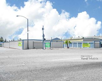 Photo 4 of Extra Space Storage - 6089 North Winton Way, Winton, CA