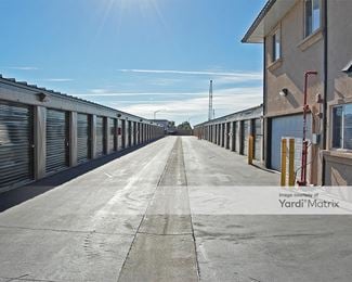 Photo 3 of Extra Space Storage - 787 East 11th Street, Tracy, CA