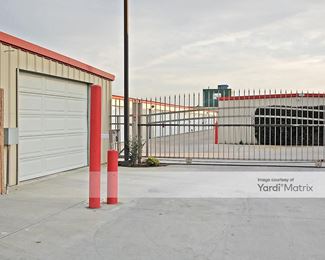 Photo 3 of Master Storage - 1305 West Iona Avenue, Lemoore, CA