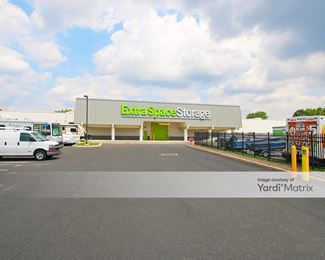 Photo 1 of Extra Space Storage - 919 Lincoln Hwy, Morrisville, PA