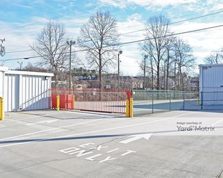 Photo 4 of US Storage Centers - 3975 University Pkwy, Winston Salem, NC