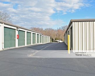 Photo 3 of American Self Storage - 1004 Greensboro Road, High Point, NC