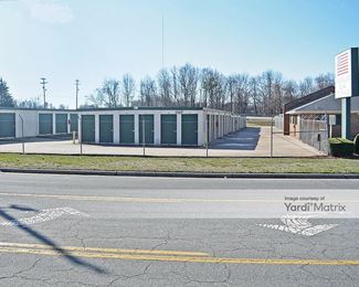 Photo 4 of American Flag Self Storage - 1711 16th Street, Greensboro, NC
