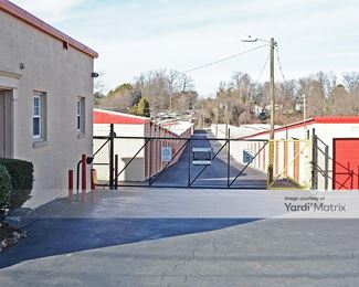 Photo 5 of Storage Rentals of America - 3730 West Wendover Avenue, Greensboro, NC
