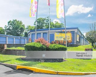 Photo 2 of Bellmawr Self Storage - 1070 Kings Hwy, Bellmawr, NJ