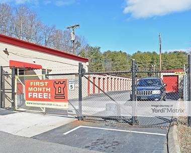 Storage Units for Rent available at 2115 Silas Creek Pkwy, Winston-Salem, NC 27103
