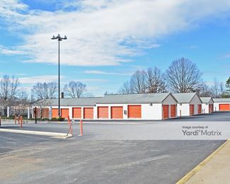 Photo 2 of Public Storage - 1925 Silas Creek Pkwy, Winston Salem, NC