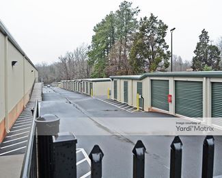 Photo 4 of AAA Self Storage - 5501 West Friendly Avenue, Greensboro, NC