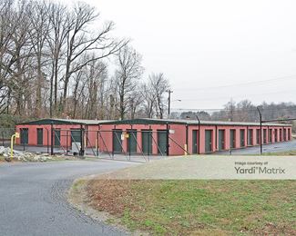 Photo 3 of American Flag Self Storage - 5725 Hackney Road, Greensboro, NC