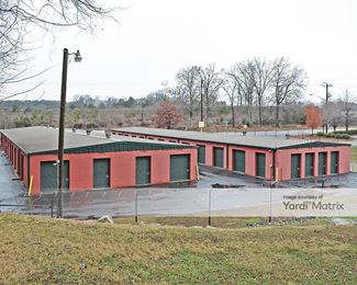 Photo 4 of American Flag Self Storage - 5725 Hackney Road, Greensboro, NC