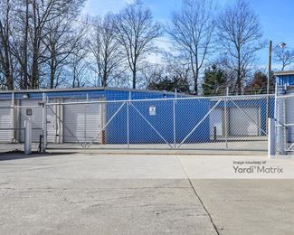 Photo 4 of Economy Mini-Storage - 174 Airport Road, Gallatin, TN