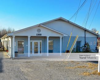 Photo 4 of Mini Plus Warehouse - 1300 Rutledge Way, Murfreesboro, TN