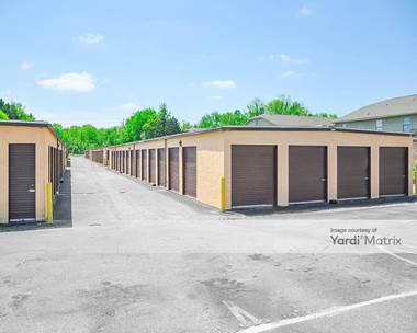 Storage Units for Rent available at 405 West Northfield Blvd, Murfreesboro, TN 37129