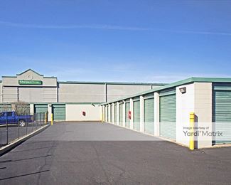 Photo 3 of Extra Space Storage - 789 South Broadway, Hicksville, NY