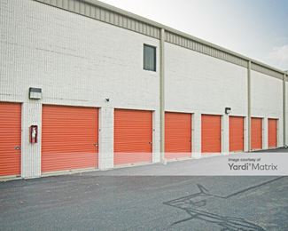 Photo 3 of Public Storage - 601 West Sunrise Hwy, Patchogue, NY