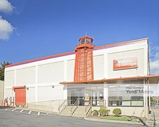 Photo 1 of Public Storage - 91 Cuttermill Road, Great Neck, NY