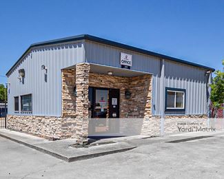 Photo 2 of FreeUp Storage - 1119 East Moore Avenue, Terrell, TX