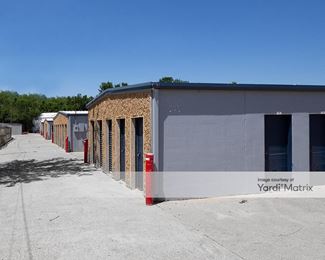 Photo 3 of FreeUp Storage - 1119 East Moore Avenue, Terrell, TX