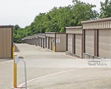 Storage Units for Rent available at 201 Brothers Blvd, Red Oak, TX 75154