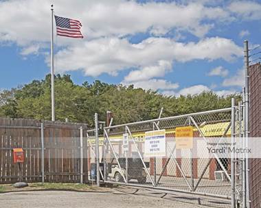 Storage Units for Rent available at 725 Metker Street, Irving, TX 75062