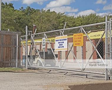Storage Units for Rent available at 725 Metker Street, Irving, TX 75062