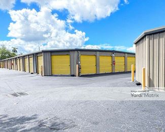 Photo 3 of Extra Space Storage - 3111 Cleveland Avenue, Fort Myers, FL