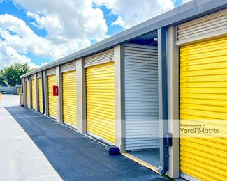 Photo 4 of Extra Space Storage - 3111 Cleveland Avenue, Fort Myers, FL