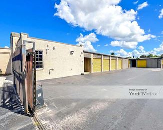Photo 5 of Extra Space Storage - 3111 Cleveland Avenue, Fort Myers, FL