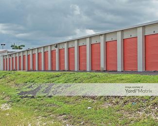 Photo 4 of Public Storage - 11800 South Cleveland Avenue, Fort Myers, FL