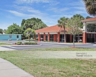Photo 3 of Prime Storage - 225 North Tamiami Trail, Nokomis, FL