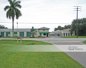 Photo 1 of Extra Space Storage - 16590 San Carlos Blvd, Fort Myers, FL